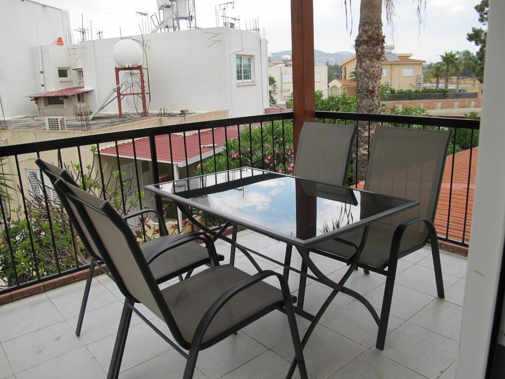 Vergi Apartments Pyla Bagian luar foto